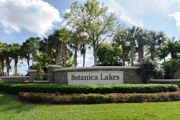 Botanica Lakes: Serene Living in Fort Myers